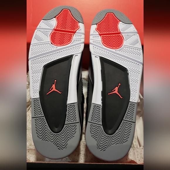 Jordan 4 Retro Infrared (Size 14) - Picture 3 of 12